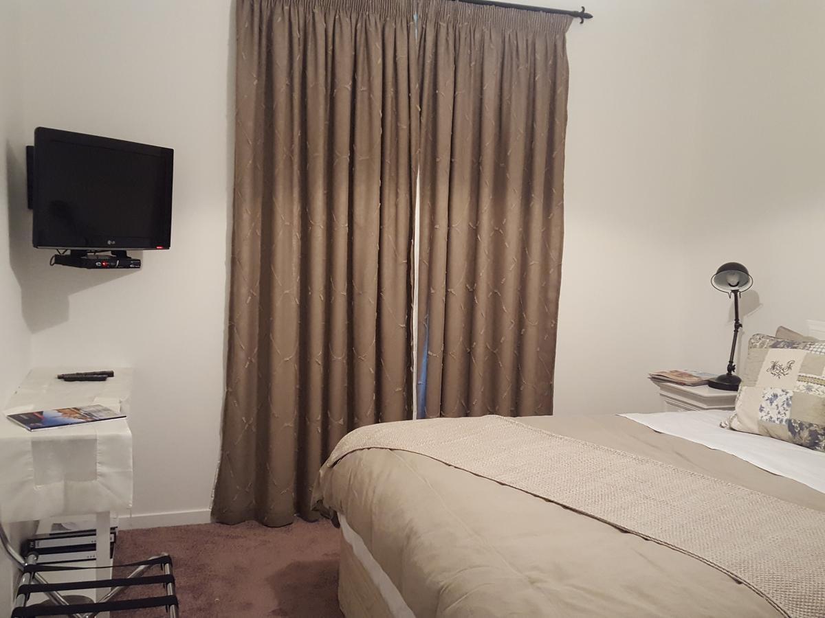 Cromwell Lakeside B N B Bed and Breakfast Εξωτερικό φωτογραφία